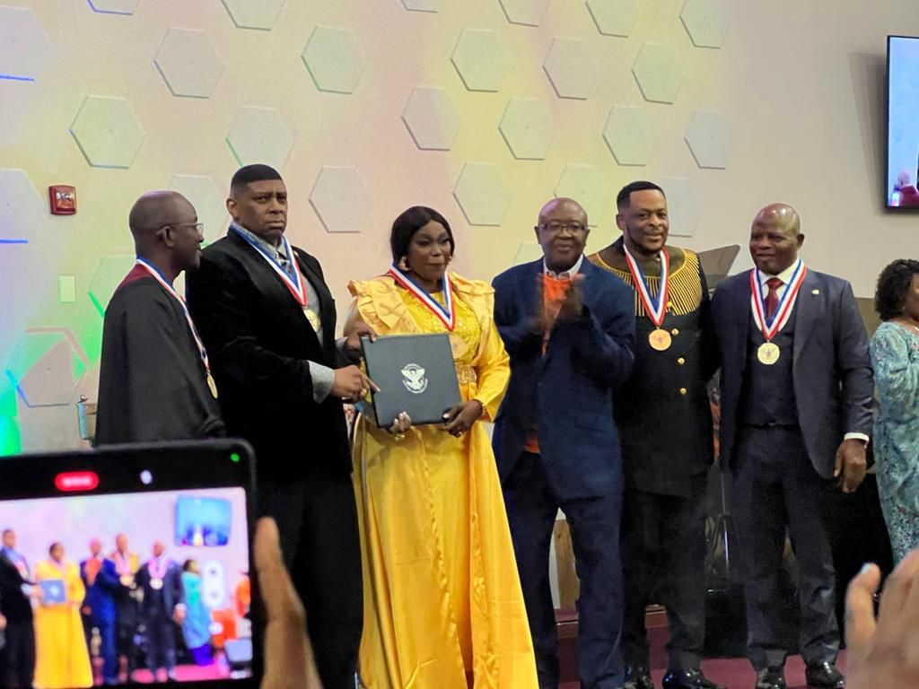 Giileh Kebbie Scholz, received the American Presidential Lifetime Achievement Award